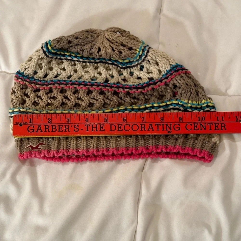 Hollister crocheted chunky
